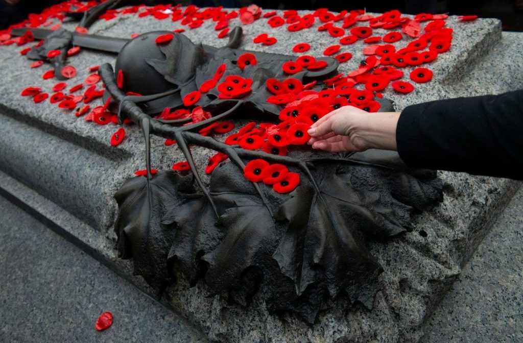 Remembrance day là gì? Ngày tưởng nhớ và biết ơn của người dân Canada - Du học 360