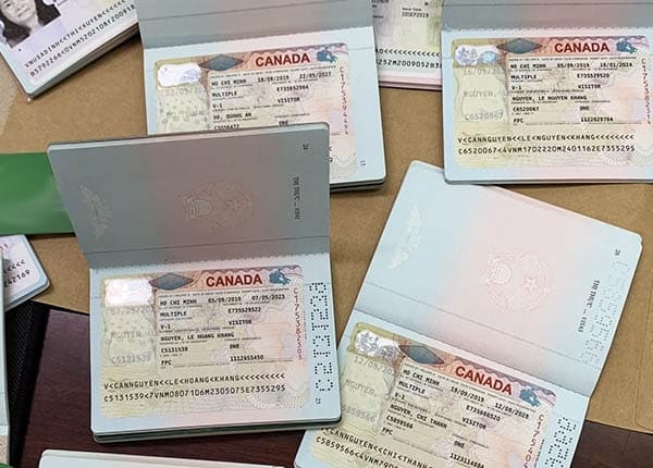 Hồ sơ xin visa lao động Canada mới nhất