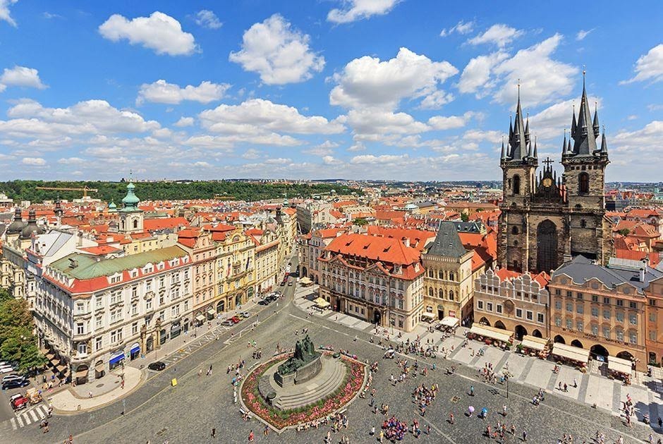 Warsaw là thủ đô của nước nào? - Sự hồi sinh của một dân tộc