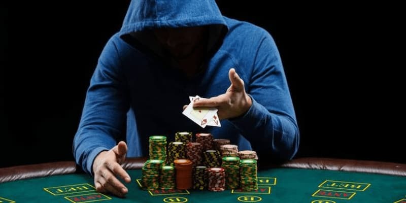 Steal Poker là gì? Chiến lược đánh cắp Poker hiệu quả