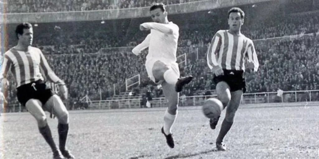 10 Best Laliga Strikers Of All Time