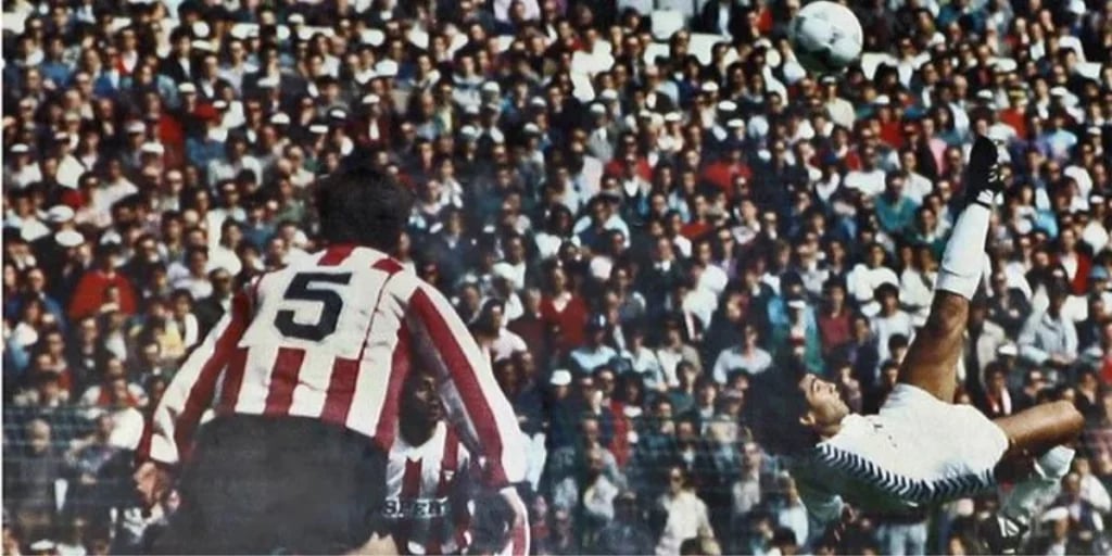 10 Best Laliga Strikers Of All Time