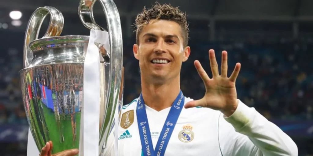 10 Best Laliga Strikers Of All Time