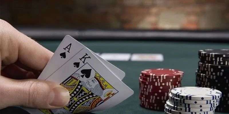 Hướng dẫn chơi bài Poker 7 lá từ cơ bản đến nâng cao