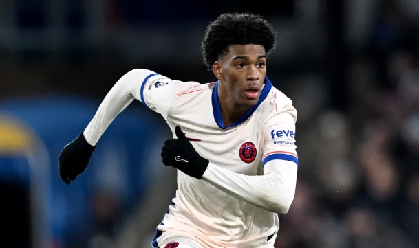 Chelsea ra quyết định với Acheampong